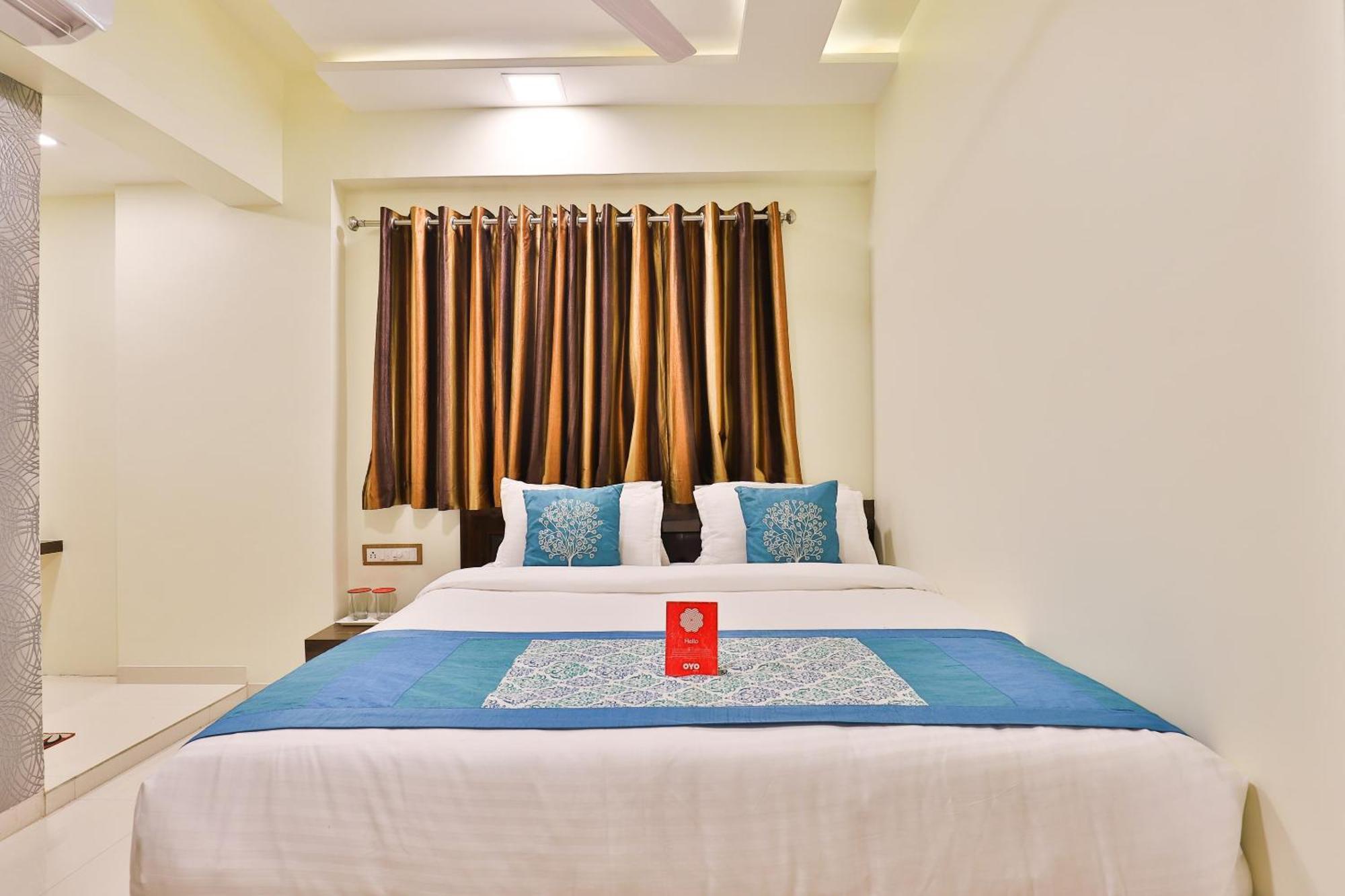 Hotel O Red Apple Ahmedabad Exterior photo