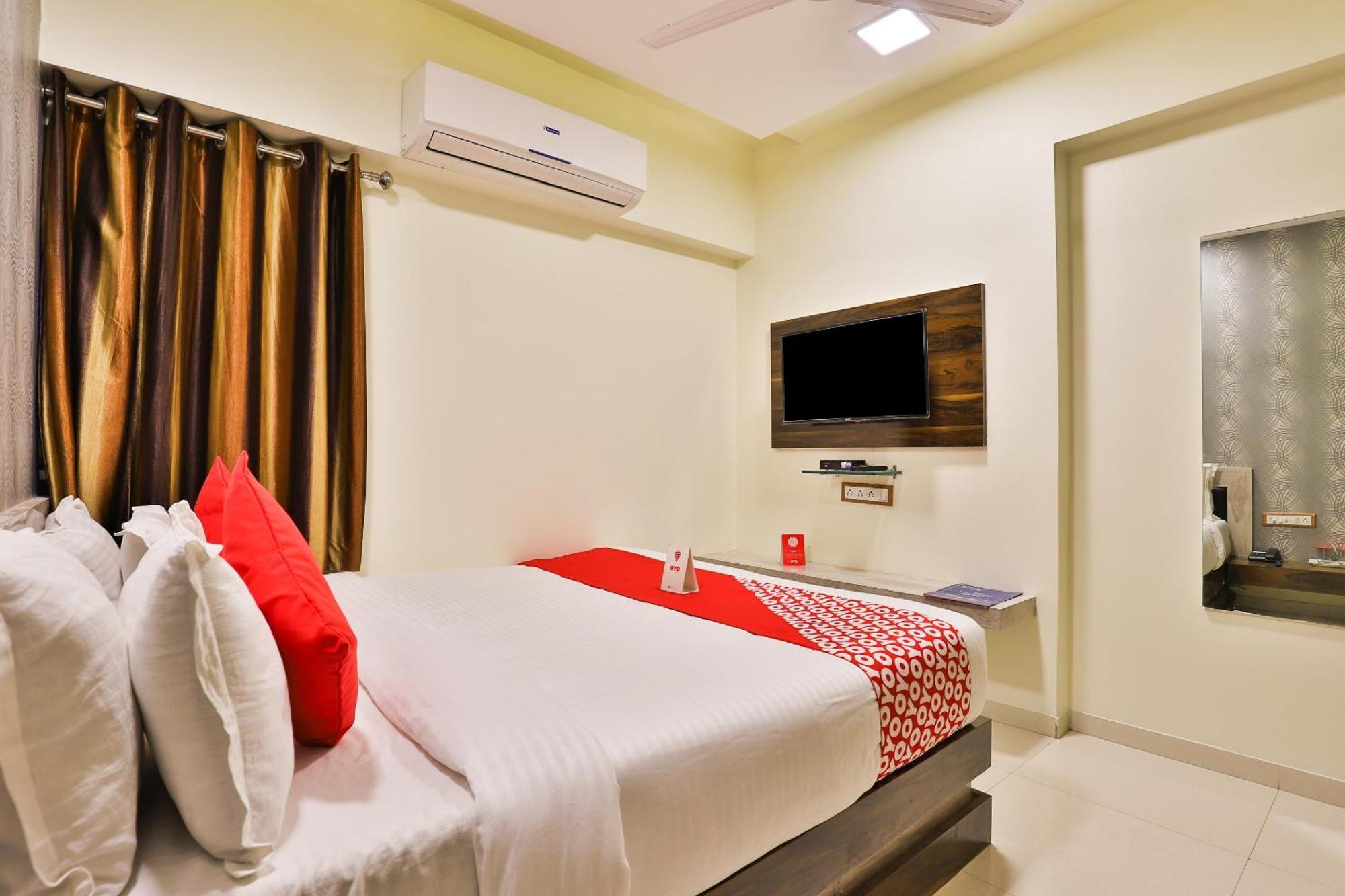 Hotel O Red Apple Ahmedabad Exterior photo